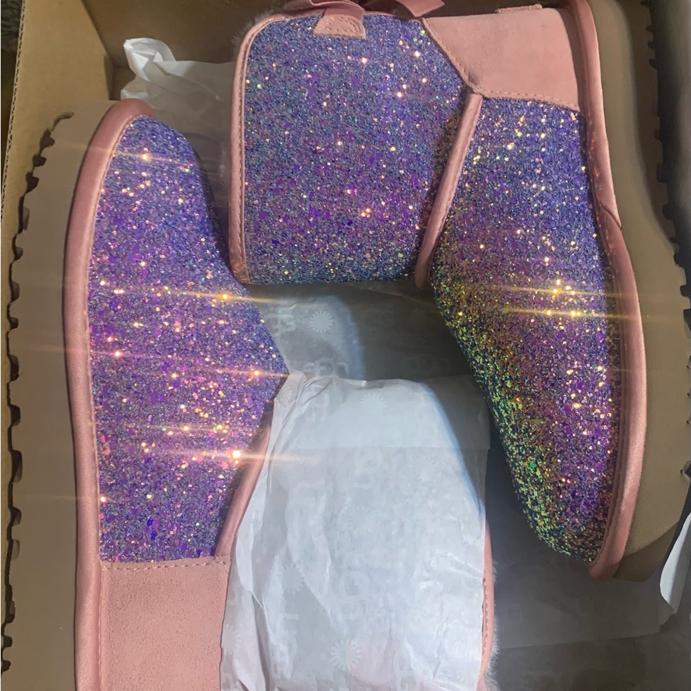 Rare Uggs Brand New Discontinued Sparkly Pink/Purple Boots Amazingly Beautiful - Picture 1 of 11